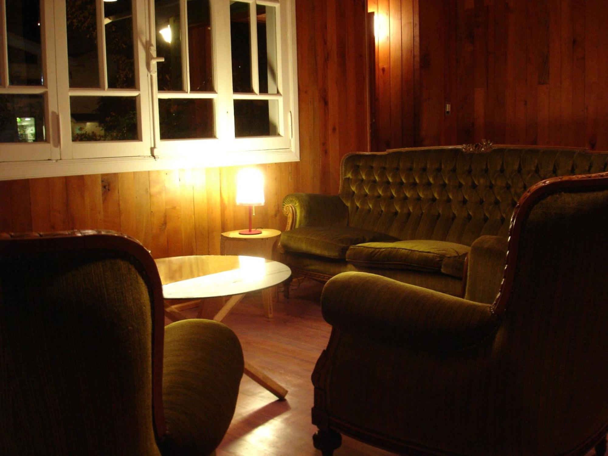 Wesley House Hosteria Boutique Сан-Мартин-де-лос-Андес Экстерьер фото
