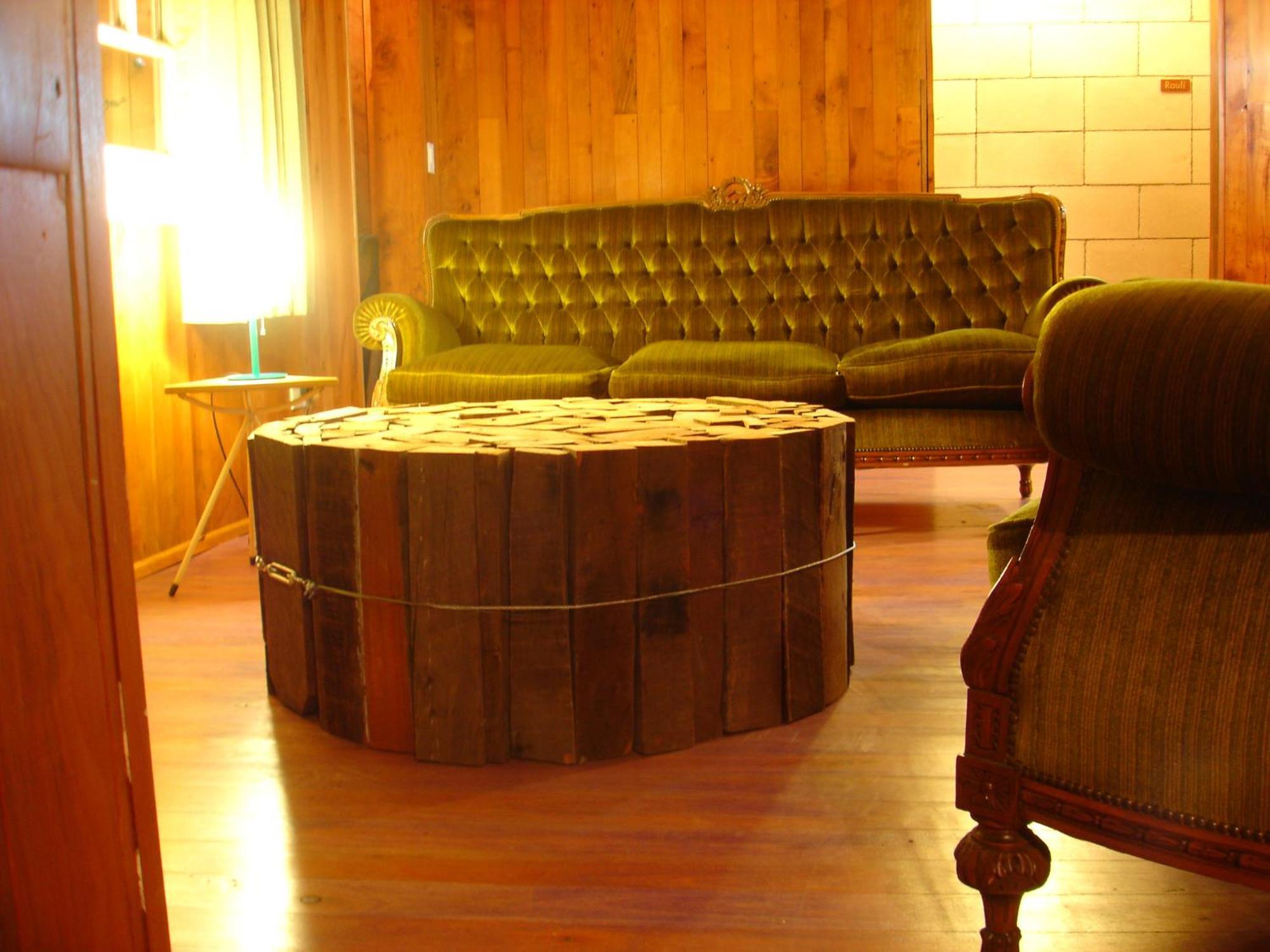 Wesley House Hosteria Boutique Сан-Мартин-де-лос-Андес Экстерьер фото