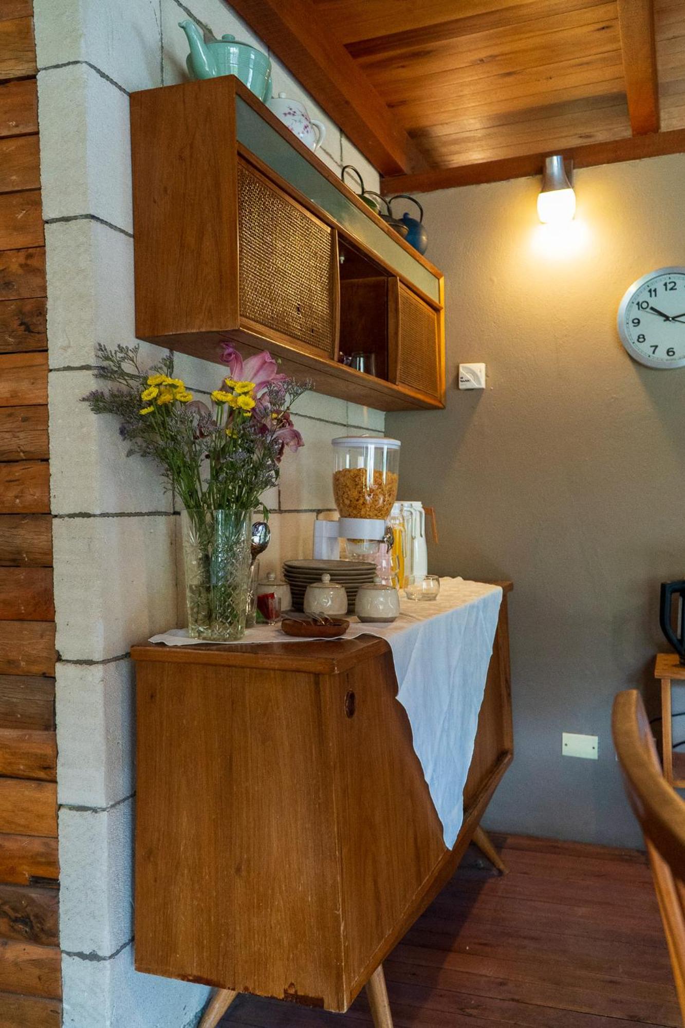 Wesley House Hosteria Boutique Сан-Мартин-де-лос-Андес Экстерьер фото