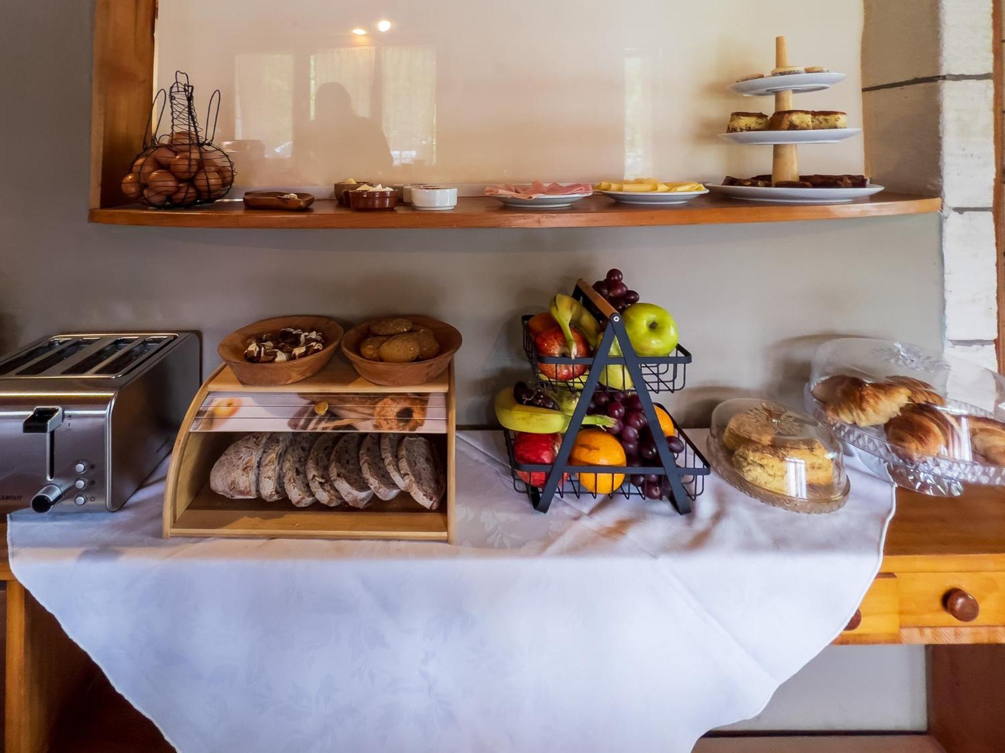 Wesley House Hosteria Boutique Сан-Мартин-де-лос-Андес Экстерьер фото